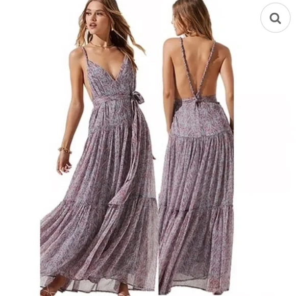ASTR the Label Eartha Floral Maxi Dress in Blue & Pink Multi Ditsy. Size Medium - Picture 1 of 12